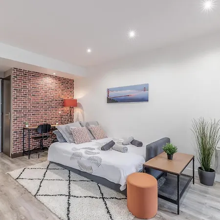 Aux Portes De Bordeaux Le Golden Gate Mindurguest Apartment Lormont